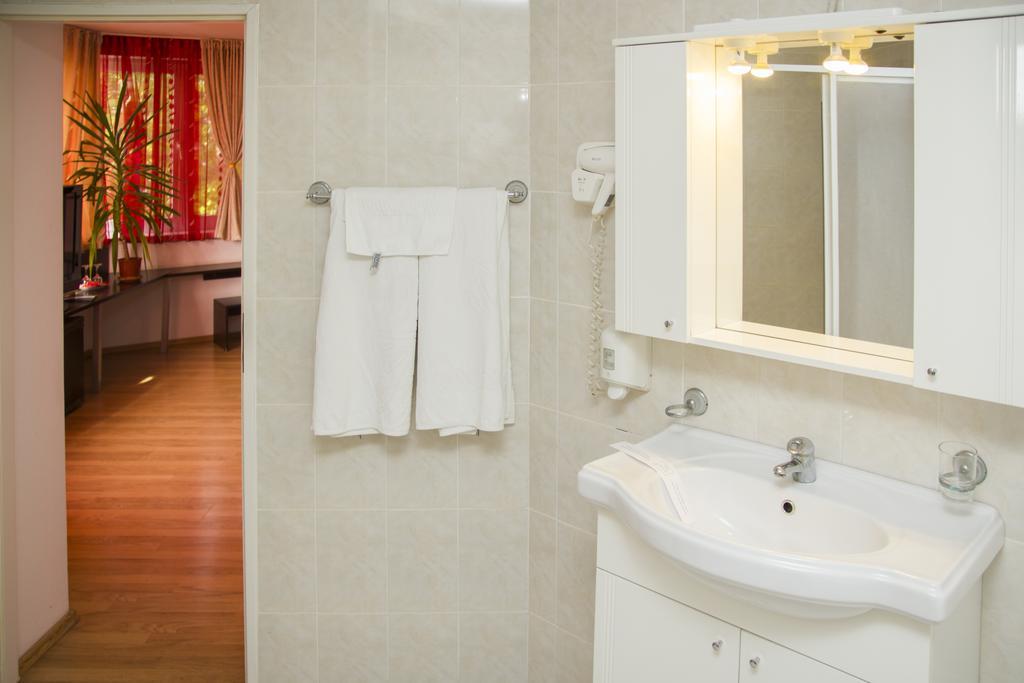 Villa Grande Iasi Værelse billede